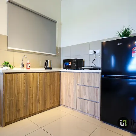Amber Cove Melaka Premium By I Housing Apartment Exterior photo