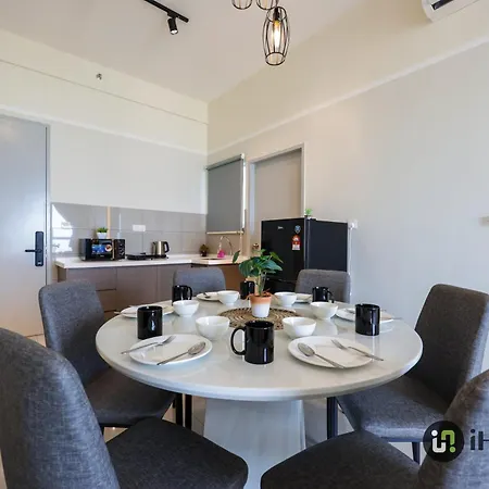 Amber Cove Melaka Premium By I Housing Apartment Exterior photo