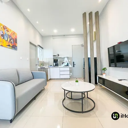 Amber Cove Melaka Premium By I Housing Apartment Exterior photo